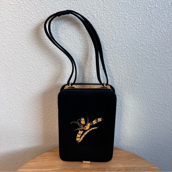 JB Barcelona Handbags - Vintage 1950s Minaudiere J.B. Barcelona Compact Evening Bag